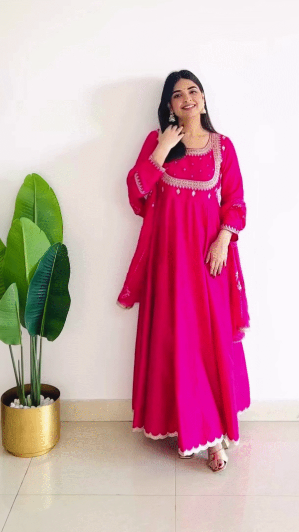 A Curated Collection of Traditional and Chic Designs - Elegancy - Image 3