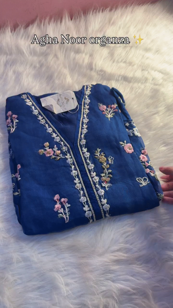 Agha Noor Signature Midnight Blue Floral Embroidered Organza Kurta with Pastel Thread Work and Lace Detailing – Luxury Pret Collection - Image 2