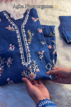 Agha Noor Signature Midnight Blue Floral Embroidered Organza Kurta with Pastel Thread Work and Lace Detailing – Luxury Pret Collection