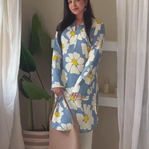 Premium Floral Breeze Co-Ord Set for Women – Soft Blue Oversized Kurta with White & Yellow Daisy Print and Cream Wide-Leg Cotton Pants – Lightweight Summer Wear for Casual Elegance