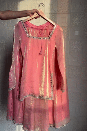 🌸 Peach Blush Mirror Lace Suit Set – Radiant Festive Wear for Every Occasion 💫