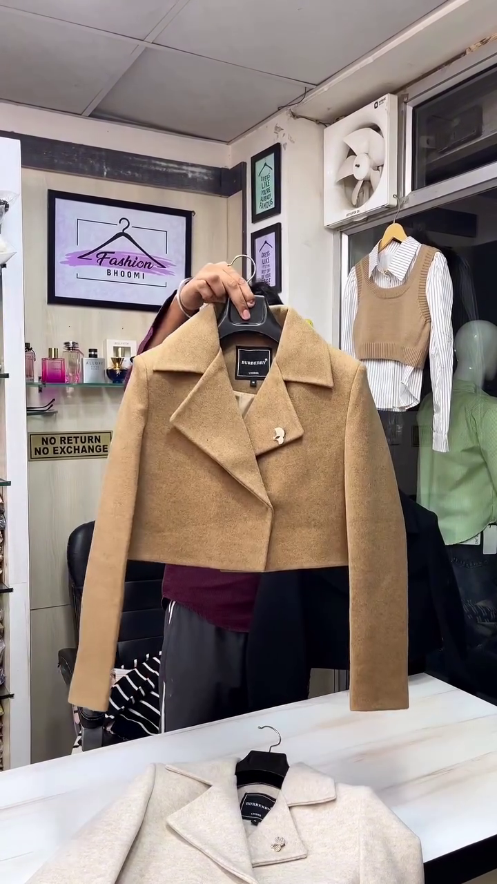 🟤 Timeless Cropped Tailored Woolen Overcoat 🟤