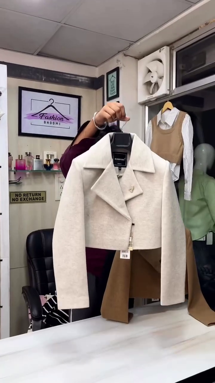 🟤 Timeless Cropped Tailored Woolen Overcoat 🟤 - Image 2