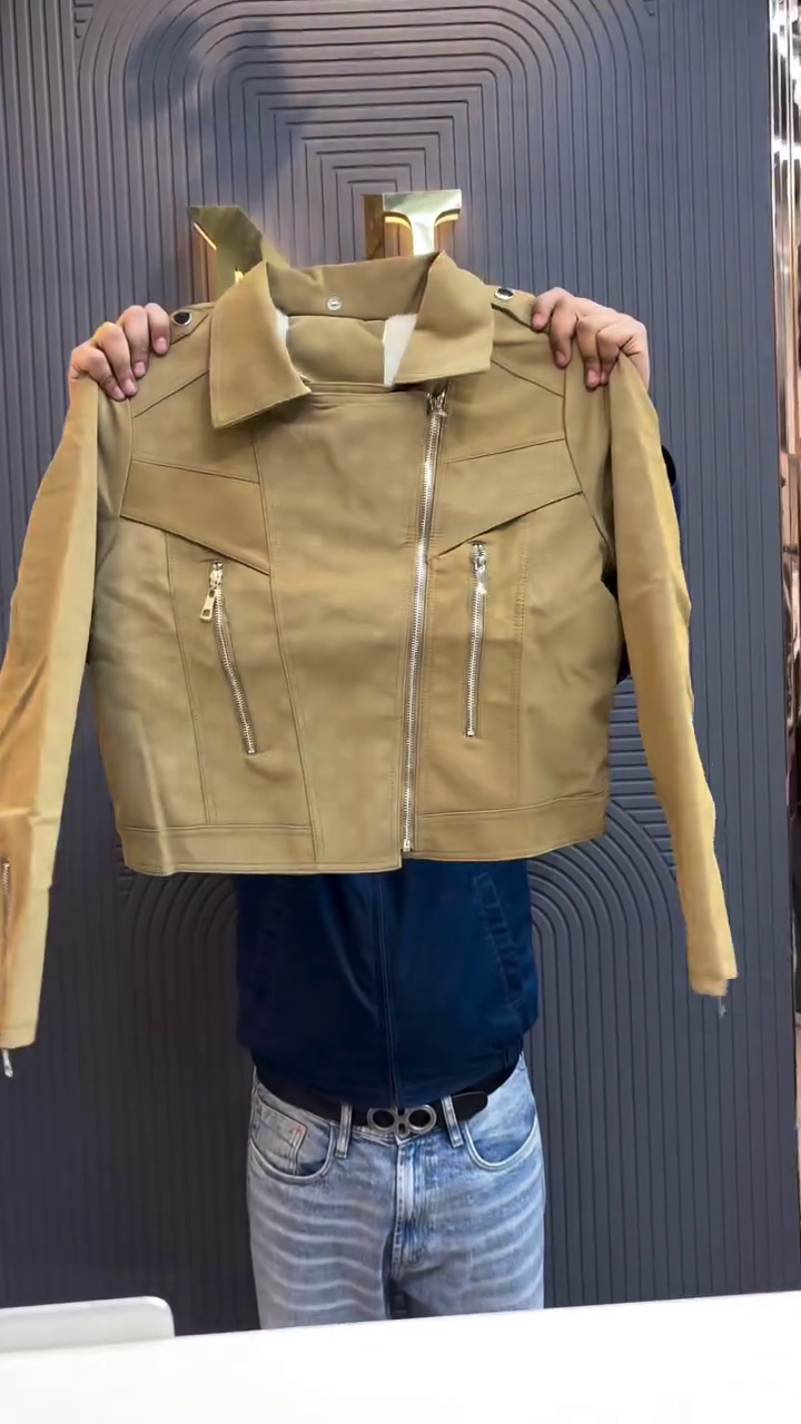 Camel Tan Zip‑Detail Moto Style Cropped Winter Jacket for Women 🧥🤎