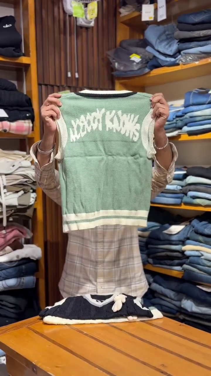 Mint Cable Knit Sleeveless V‑Neck Sweater Vest with Plush Teddy Charm 💚🧸 - Image 2