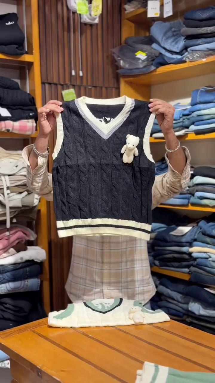 Mint Cable Knit Sleeveless V‑Neck Sweater Vest with Plush Teddy Charm 💚🧸 - Image 3