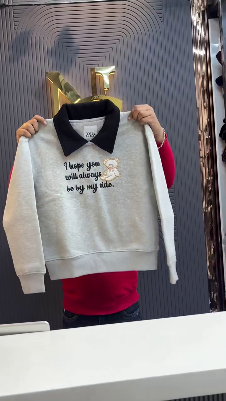 Emerald Green Peter Pan Collar Graphic Sweatshirt with Cute Message 💚🤍 - Image 3