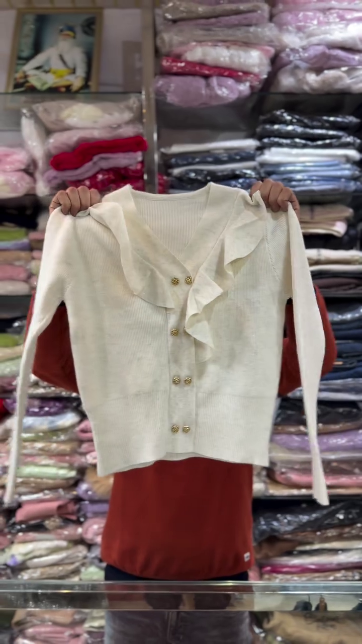 Elegant Black Ruffle Front Gold Button Knit Cardigan 🖤✨ - Image 3