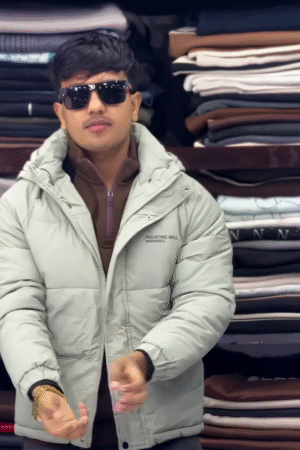 Ivory Heavy Puffer Jacket with Detachable Hood, Front Zip Closure and Utility Pockets for Men’s Extreme Winter Wear” ❄️