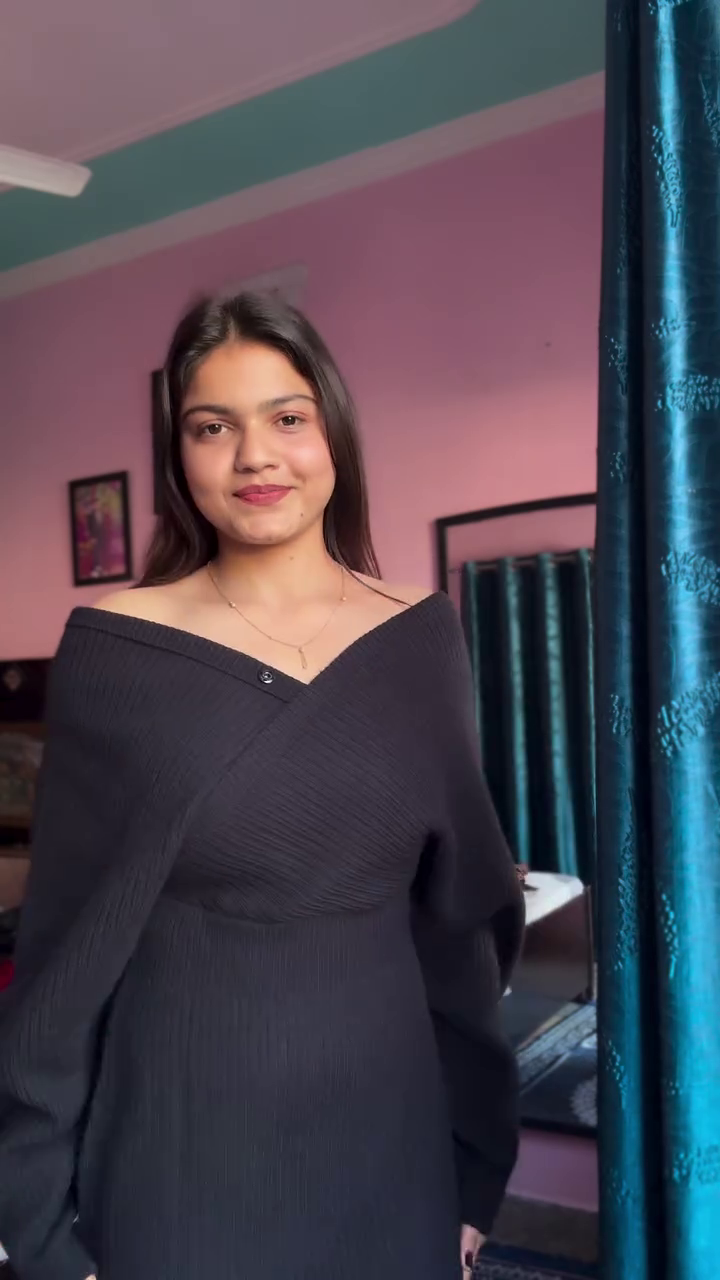 Midnight Ember: Off-Shoulder Velvet Reverie with Chainlink Charm” 🌙🖤✨ - Image 2