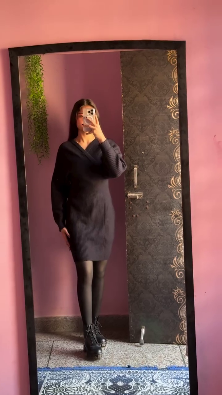 Midnight Ember: Off-Shoulder Velvet Reverie with Chainlink Charm” 🌙🖤✨ - Image 3