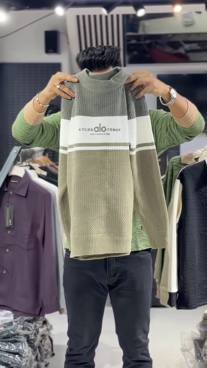 Tricolor Texture Block Sweater 🧥⚪⚫ | Modern Grid Edition - Image 5