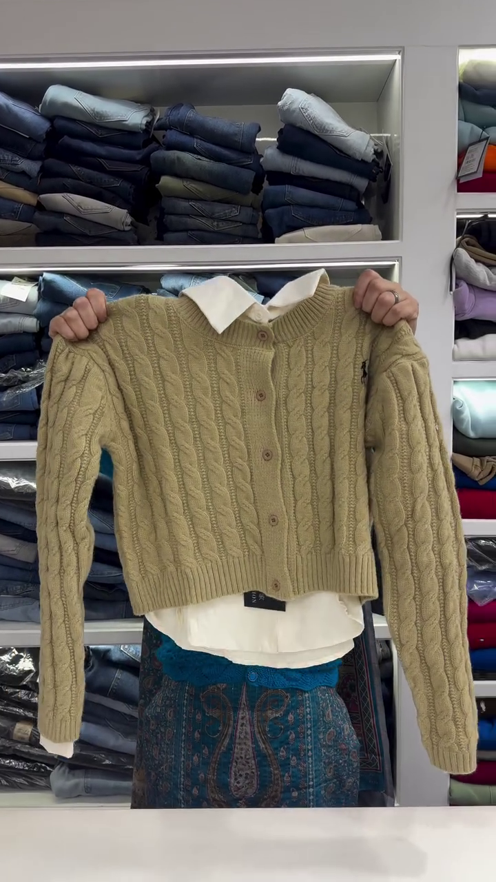 Maroon Cable-Knit Cardigan 🍷🧶 | Ivy Lounge Edition - Image 4