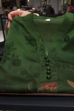 Deep Emerald Green Floral Jacquard V-Notch Neck Button Placket Ethnic Inspired Straight Fit Kurta Top 🌿✨