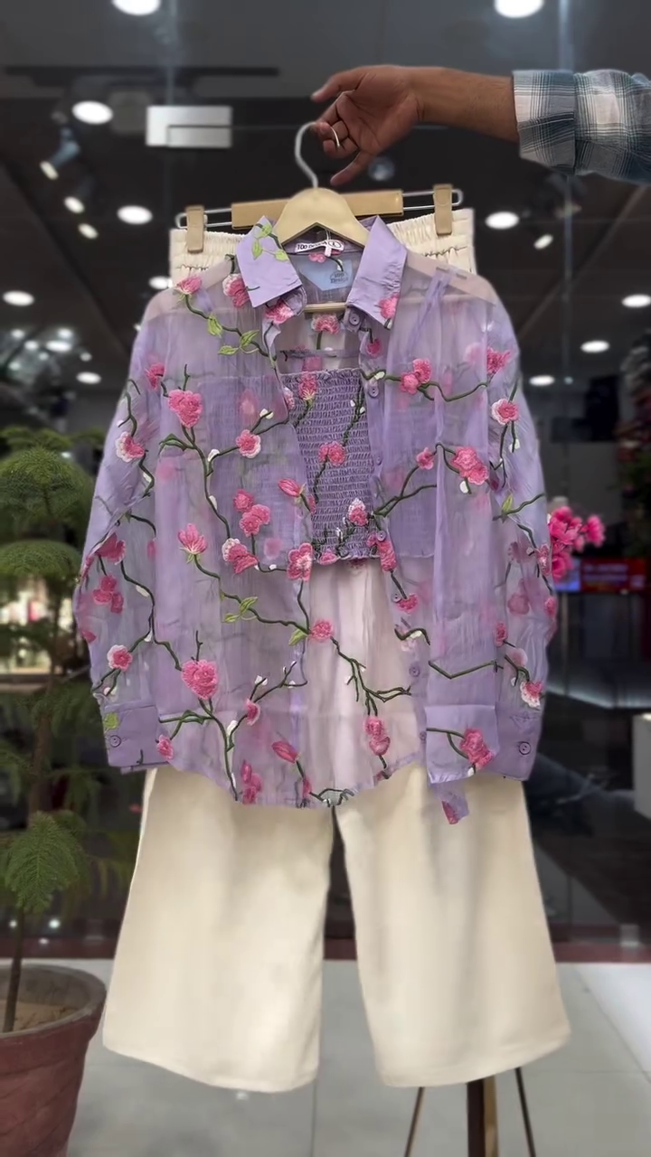 Warm Caramel Brown Collared Button-Down Cropped Shirt with Dual Flap Pockets & Black Wide-Leg Culottes Set ๐ค๐๐โจ