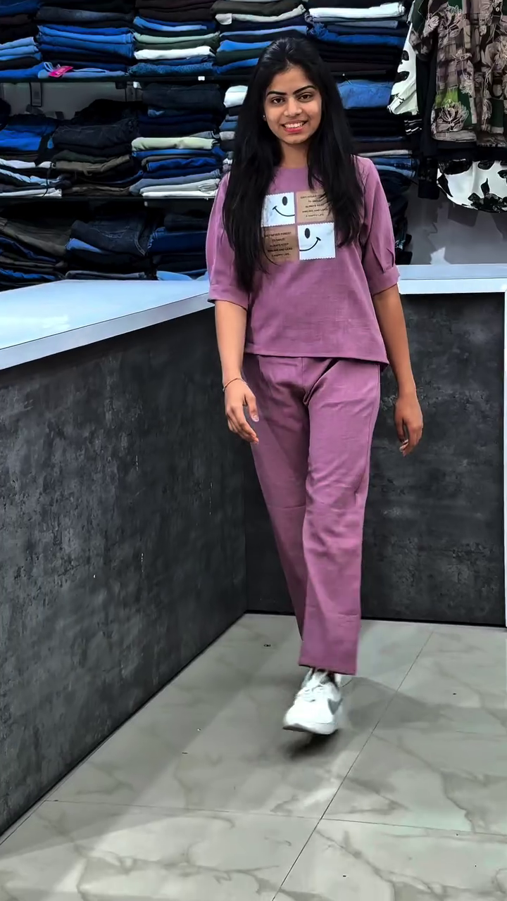 Mauve Purple Casual Co-Ord Lounge Set with Minimal Graphic Patch Detail โ Half Sleeve Relaxed Fit Top & Straight Pants Set ๐๐โจ
