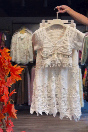 Premium Off-White Handcrafted Crochet Lace Two-Piece Set – Short Sleeve Knotted Front Crop Top with Inner Lining & Scalloped Hem A-Line Midi Skirt 🤍🧵✨