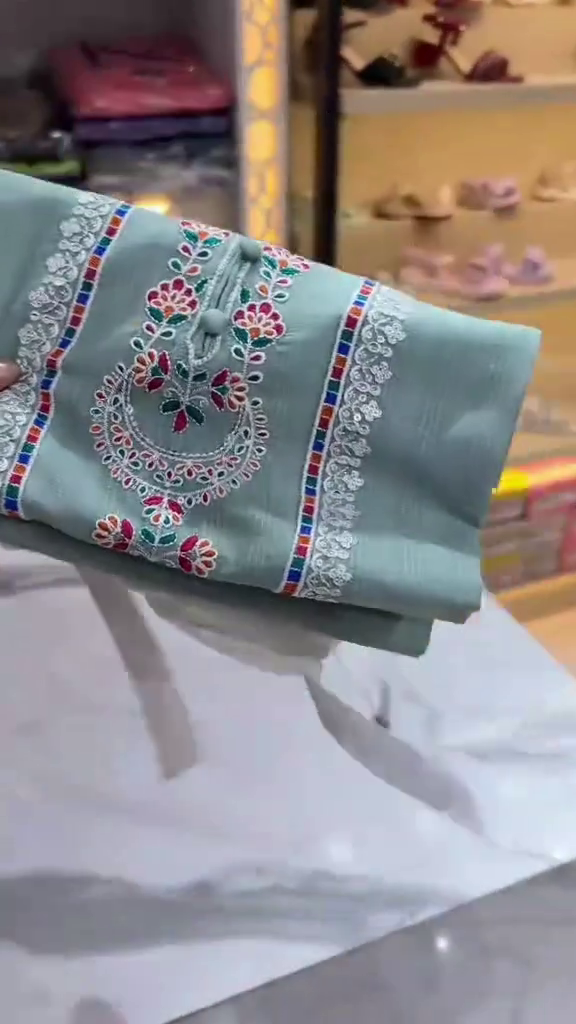 Embroidered Traditional Kurta Top - Image 4