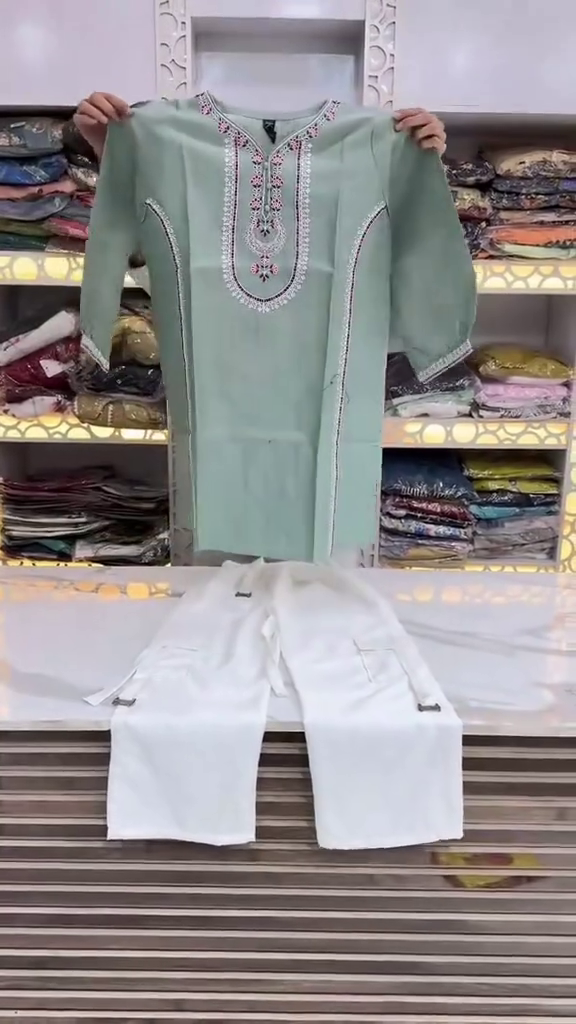 Embroidered Traditional Kurta Top - Image 5