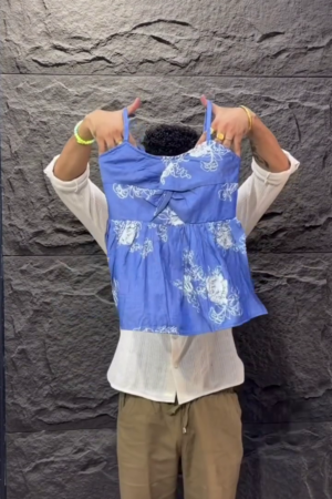 ✨🤍 Sophisticated Cream Pleated Wide-Leg Trousers with Gold Chain Belt & Hidden Zipper - Luxe Tailored Elegance for Office Chic, Parties & Smart Casual Looks! 👖👠🌟