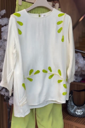 🌿✨ Fresh White Shirt with Vibrant Green Leaf Embroidery & Matching Green Wide-Leg Pants - Nature-Inspired Elegant Co-ord for Spring Brunches & Casual Chic Outings! 👗💚👖