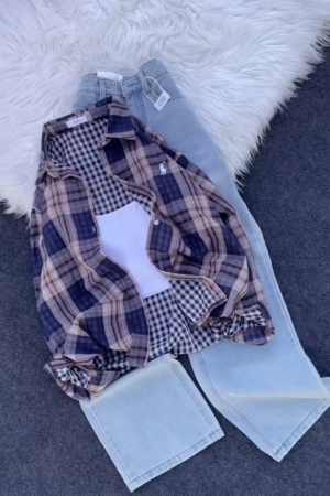 ❤️✨ Trendy Red Checkered Layered Shirt with Classic Denim Combo – Effortless Casual Chic Look 👖🔥