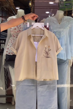 🤍🌼 Elegant Minimal White Shirt with Floral Pocket Detail & Denim Co-Ord Set 👖✨
