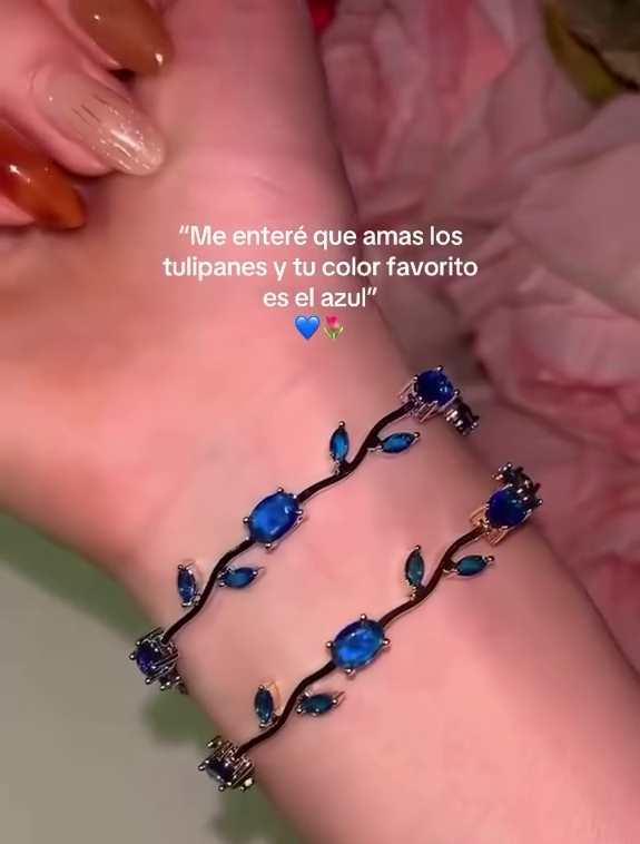 Elegant Blue Floral Vine Inspired Crystal Bracelet for Women | Delicate Adjustable Party & Everyday Jewelry β¨π