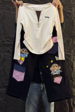 Modern Minimalist Long Sleeve Zip Neck Top with Relaxed Cartoon Pocket Detail Wide-Leg Bottom Co-Ord Fashion Set for Women ✨🤍
