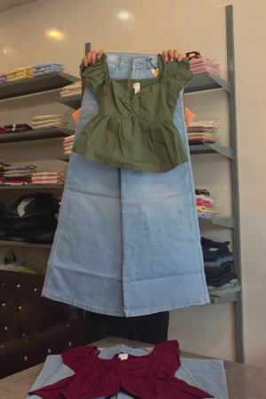 Chic Fashion Puff Sleeve Peplum Top with Relaxed Wide-Leg Denim Culotte Pants Co-Ord Set for Contemporary Casual and Streetwear Styling ✨❤️