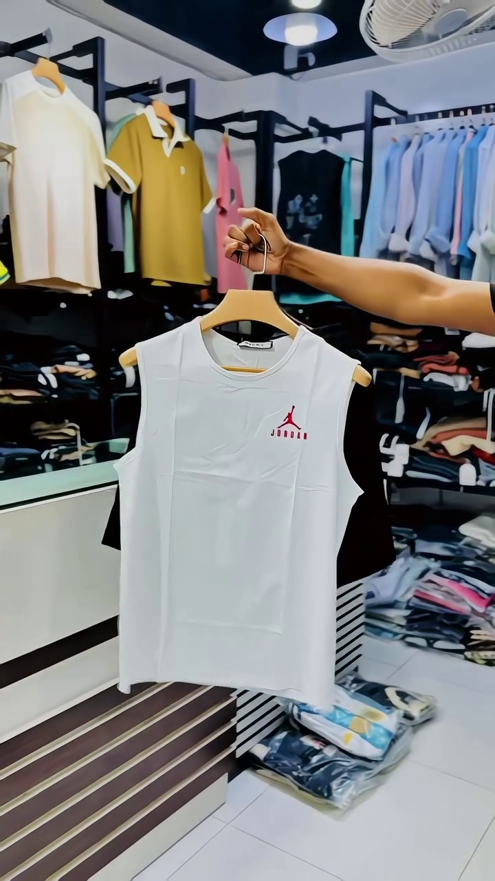 Premium Sleeveless Athletic Inspired Casual Everyday Tank Top with Minimalist Design and Comfortable Relaxed Fit for Men and Women โจ๐ค