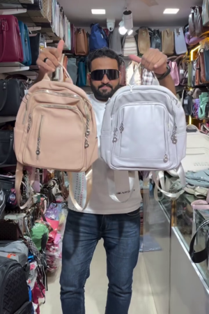 Multi-Pocket Premium Everyday Fashion Backpack with Spacious Storage Compartments, Adjustable Shoulder Straps and Modern Travel-Friendly Design ✨🎒