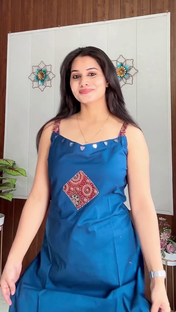 πΊπ Elegant Sleeveless Ethnic Kurta with Matching Palazzo Pants Set for Women | Contemporary Minimalist Traditional Wear with Graceful Straight-Cut Silhouette ππΊ
