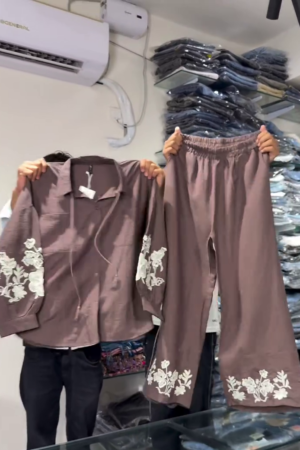 π€πΏ Premium Floral Embroidered Relaxed-Fit Shirt & Wide-Leg Trouser Co-Ord Set for Women | Elegant Botanical Comfort Wear Collection with Artistic Floral Detailing πΏπ€