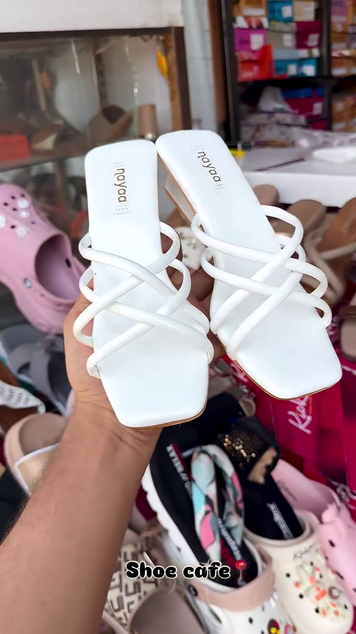 👡🤍 Luxury Multi-Strap Square-Toe Flat Sandals for Women – Chic Everyday Fashion Footwear 🤍👡 - Image 2